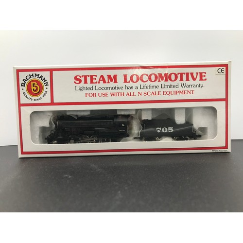 370 - A Bachmann 'N gauge' American Steam Locomotive, Tested Runner, Bachmann 53052 Consolidation 2-8-0 & ... 