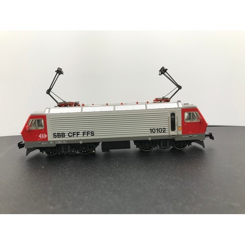 250 - Marklin 3323 SBB CFF FFS 10102 Electric Loco, Tested Non-Runner, suspected has been modified for cen... 