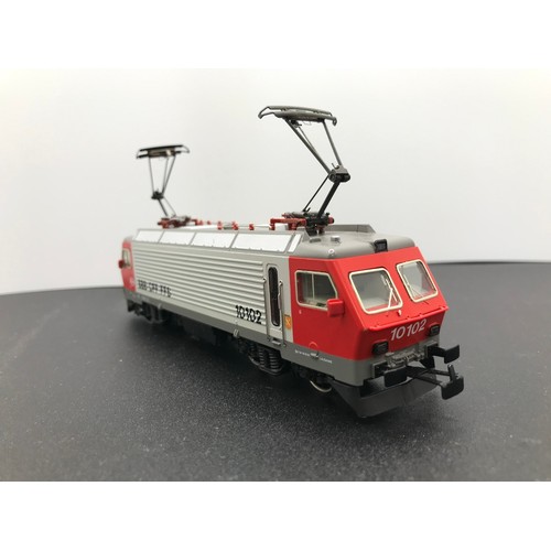 250 - Marklin 3323 SBB CFF FFS 10102 Electric Loco, Tested Non-Runner, suspected has been modified for cen... 