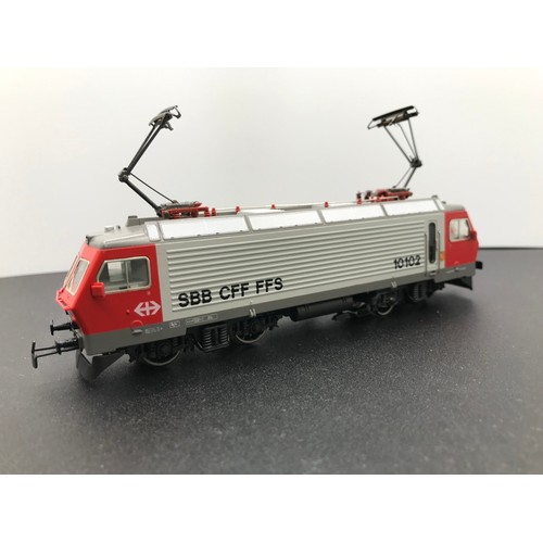 250 - Marklin 3323 SBB CFF FFS 10102 Electric Loco, Tested Non-Runner, suspected has been modified for cen... 