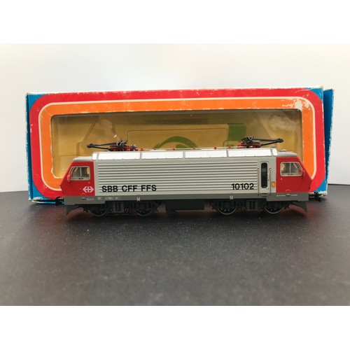 250 - Marklin 3323 SBB CFF FFS 10102 Electric Loco, Tested Non-Runner, suspected has been modified for cen... 