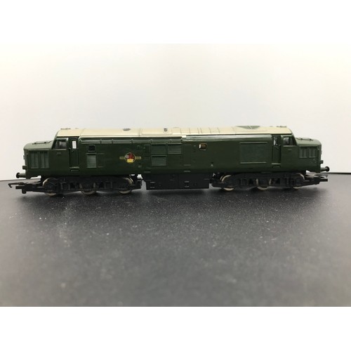 273 - Six OO Tested Runners Locomotives, Lima Class 47 1761 in BR Green, Hornby Class 37 Diesel Locomotive... 