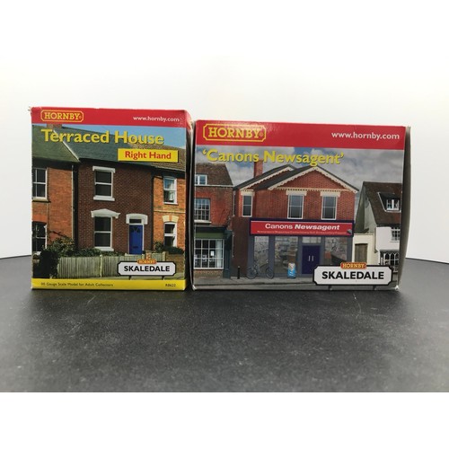 436 - 13 'OO' mainly Hornby Skaledale and Scenecraft Buildings includes, R9662 Low-Relief Modern Factory F... 