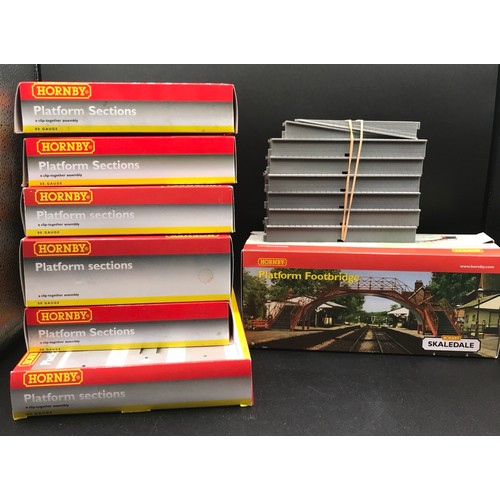 437 - Hornby Platform Skaledale Footbridge R8641, Six boxes of Hornby Platform Sections, includes R460(2) ... 