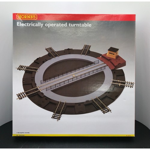 401 - Hornby R070 OO Electrically Operated Turntable, Contents appear complete, believed to have been used... 