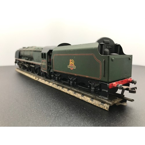 335 - Two Dublo 3-Rail Locomotives, EDL18 Standard 2-6-4 Tank Loco 80117 Tested Runner (Fair) Box with Rin... 