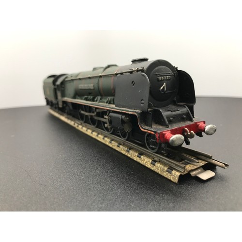 335 - Two Dublo 3-Rail Locomotives, EDL18 Standard 2-6-4 Tank Loco 80117 Tested Runner (Fair) Box with Rin... 