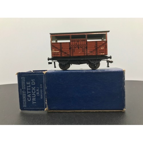 347 - Twenty-five Dublo Rolling-stock wagons, Boxed and un-boxed, Horse-transporter with Horse, includes B... 