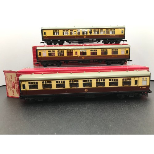 346 - Three Boxed Dublo WR Coaches with Interior Fittings, Hornby-Dublo 4050 Corridor Coach 1st/2nd (2) an... 