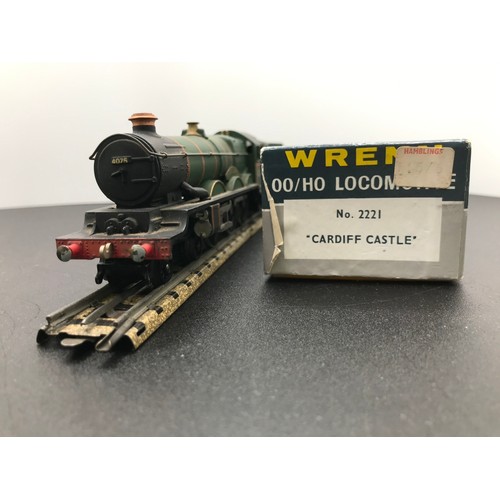 344 - Wrenn 3-Rail 2221 'Cardiff Castle' 4-6-0 4075 in Very Good box with Rings & Instructions, Tested Run... 