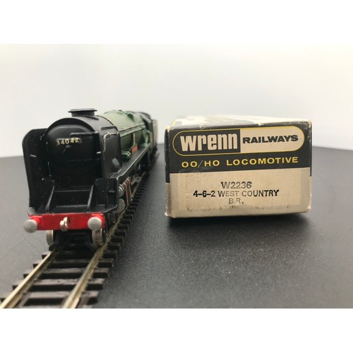 265 - Wrenn W2236 4-6-2 West Country OO Locomotive 'Dorchester' 34042 BR Green, Boxed with Rings (Very Goo... 