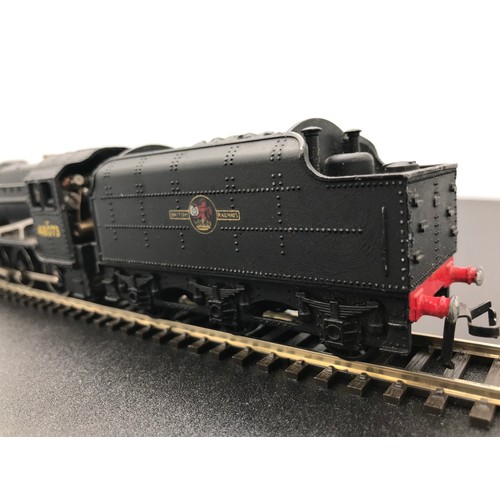 333 - Hornby Dublo 2-Rail 2224 Class 8F 2-8-0 48073 in BR black with late crest, not Original box (Fair), ... 