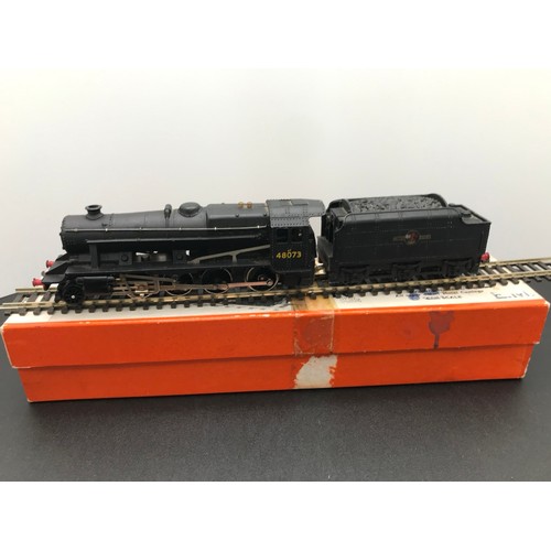 333 - Hornby Dublo 2-Rail 2224 Class 8F 2-8-0 48073 in BR black with late crest, not Original box (Fair), ... 