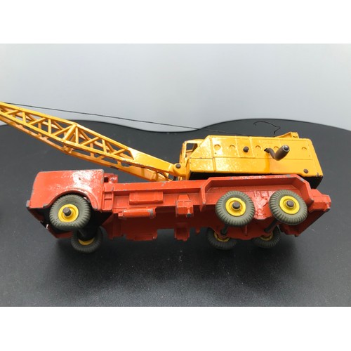 33 - Dinky Supertoys 972 20-Ton Lorry Mounted Crane 