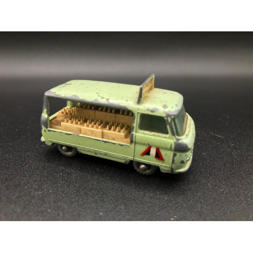 44 - Two Lesney and Three Matchbox Die-cast Vehicles, Lesney No.21 Commer Bottle Float, Lesney No.42 Bedf... 