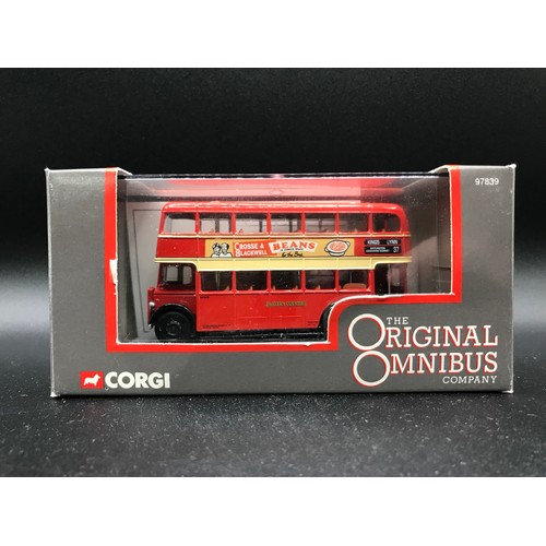 28 - Four Corgi Original Omnibus 1:76 scale and Two OO Classic Transport Treasures in Cases, 43701 Q1 Tro... 