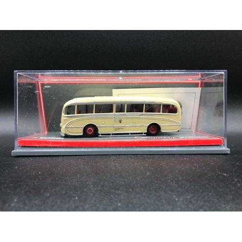 28 - Four Corgi Original Omnibus 1:76 scale and Two OO Classic Transport Treasures in Cases, 43701 Q1 Tro... 