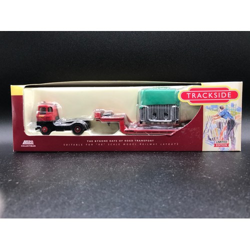 35 - One Days Gone Showmans Dodgems and Seven Trackside OO Gauge Die-cast Vehicles, DG112003 Scammell Tra... 