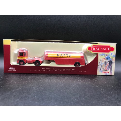 35 - One Days Gone Showmans Dodgems and Seven Trackside OO Gauge Die-cast Vehicles, DG112003 Scammell Tra... 