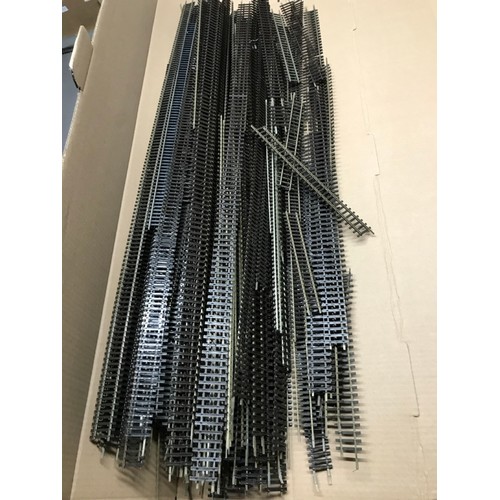 402 - Full box approx 6kg of OO Gauge mostly 90 cm Flexi track, Various manufacturers, some with pins as h... 