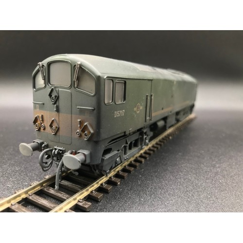 290 - Hattons Heljan 28141 Class 28 Co-Bo Metropolitan Vickers D5717 BR Green Factory Weathered OO Gauge, ... 