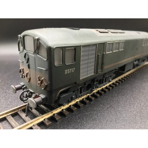 290 - Hattons Heljan 28141 Class 28 Co-Bo Metropolitan Vickers D5717 BR Green Factory Weathered OO Gauge, ... 