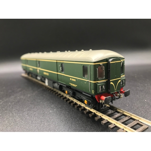 291 - Heljan 89001 Class 128 DPU Parcels Service OO Loco W55993 in Green with Speed Whiskers