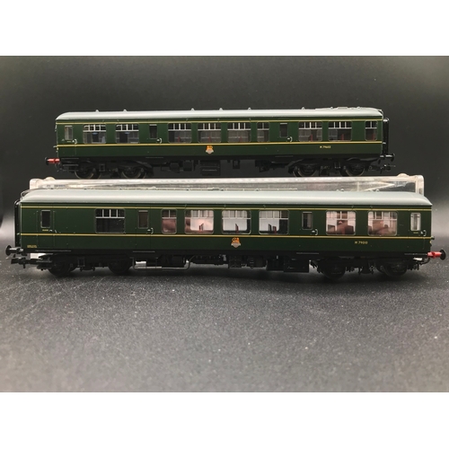 297 - Bachmann 32-516 Derby Leightweight Two Car DMU BR Green with Speed Whiskers, OO Gauge, Tested Runner... 