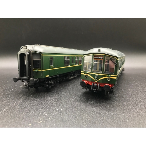 297 - Bachmann 32-516 Derby Leightweight Two Car DMU BR Green with Speed Whiskers, OO Gauge, Tested Runner... 