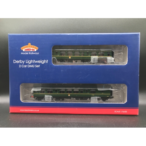 297 - Bachmann 32-516 Derby Leightweight Two Car DMU BR Green with Speed Whiskers, OO Gauge, Tested Runner... 