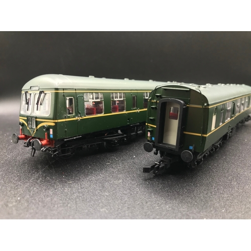 298 - Bachmann 31-326 Class 105 Two Car DMU BR Green with Speed Whiskers, OO Gauge, Tested Runner, DCC rea... 