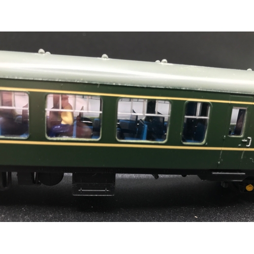 302 - Bachmann 32-900 Class 108 DMU 2 Car BR Green with Speed Whiskers, OO Gauge, Tested Runner, DCC Ready... 