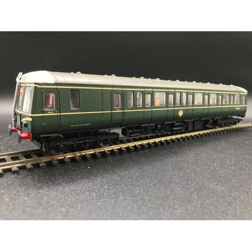 303 - Hornby R2509A Class 121 single car DMU 'Bubble car' W55032 BR green livery, OO Gauge, Tested Runner,... 