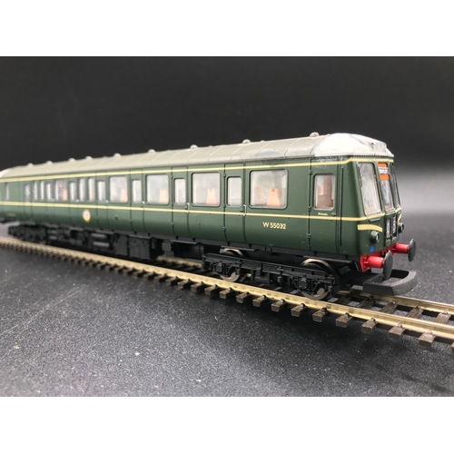 303 - Hornby R2509A Class 121 single car DMU 'Bubble car' W55032 BR green livery, OO Gauge, Tested Runner,... 