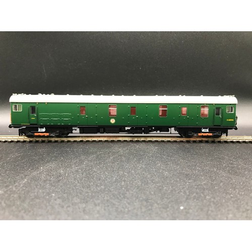 306 - Bachmann Branchline 31-265 Class 419 Motor Luggage Van (MLV) S68006 in BR Southern Region green with... 