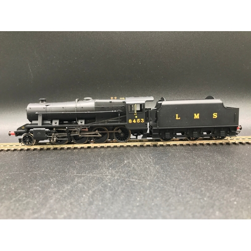 315 - Hornby R2394 LMS 2-8-0 Class 8F Locomotive '8453' OO Tested Runner, Boxed - Loco Good, Box Fair (1) ... 