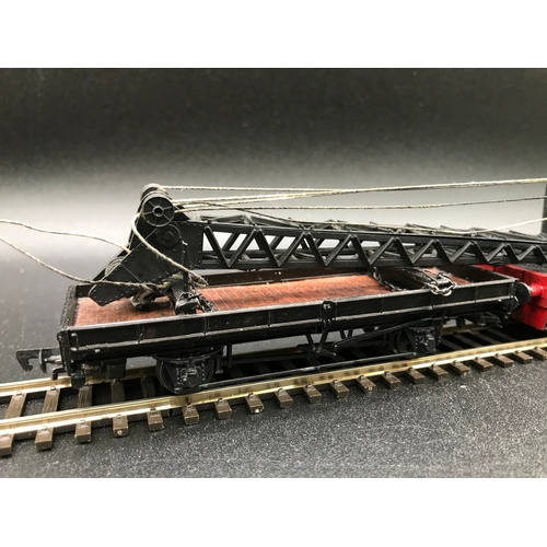 322 - Bachmann OO Crew Wagon and Kit-built Crane in Black, 'Ready-to-Roll' - Good (2) 300g