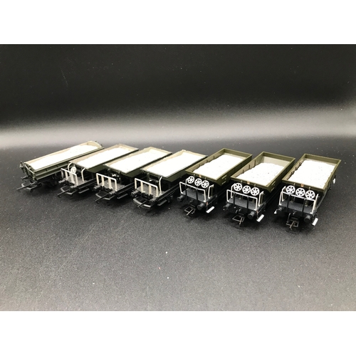 323 - Seven OO Open Ballast Wagons, to include three Dogfish 24T (VG), three Catfish (G) and one other (VG... 