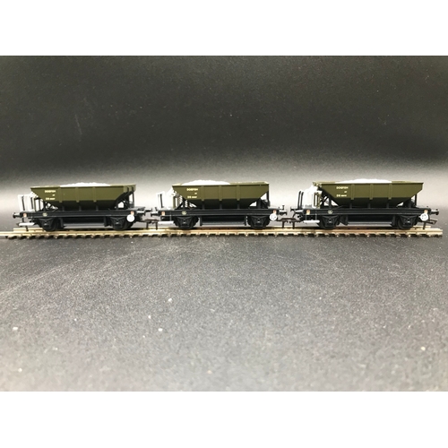 323 - Seven OO Open Ballast Wagons, to include three Dogfish 24T (VG), three Catfish (G) and one other (VG... 