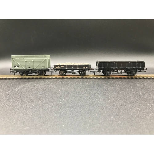 325 - Seven OO Rolling-Stock, including Hornby R6432 Shark brake van in engineers black - Stratford depot ... 