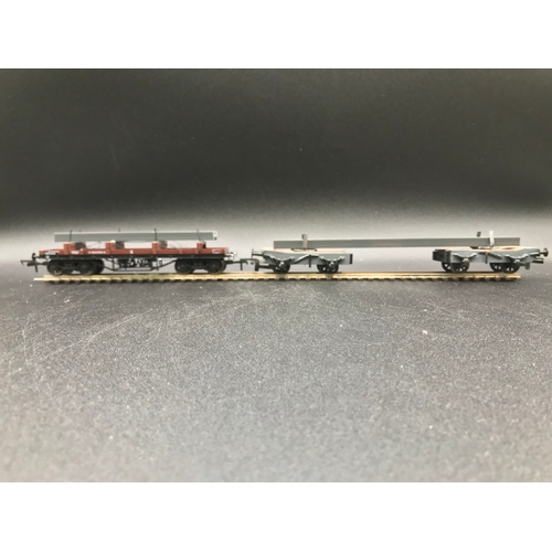 326 - Nine OO interesting Rolling Stock, includes GW Brown metal kit wagon, each other wagon with loads as... 