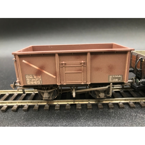 326 - Nine OO interesting Rolling Stock, includes GW Brown metal kit wagon, each other wagon with loads as... 