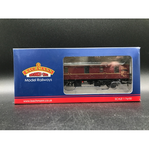 329 - 15 OO Gauge Boxed Rolling-stock various manufacturers, Bachmann 38-526W, 39-550, 39-530, 38-326, 33-... 