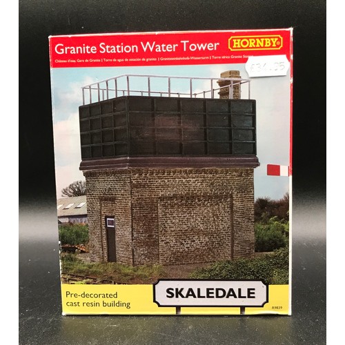 443 - Three Hornby Skaledale and One Scenic OO 1:76 scale Buildings, Ex-shop Stock, includes R9813 Ex-Barr... 