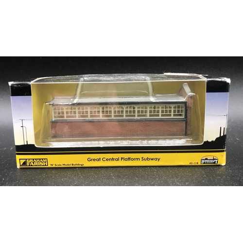 449 - Ex-shop stock Graham Farish Scenecraft N gauge buildings and figures, includes 42-198 Power Station ... 