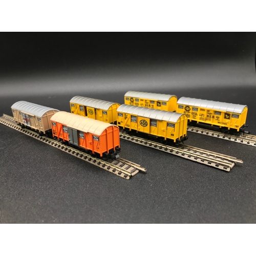 382 - Six 'N' Gauge Wagons 'Ready-to-Roll' Fleischmann (1), Lima (5), Doors tested - Good (6) 300g