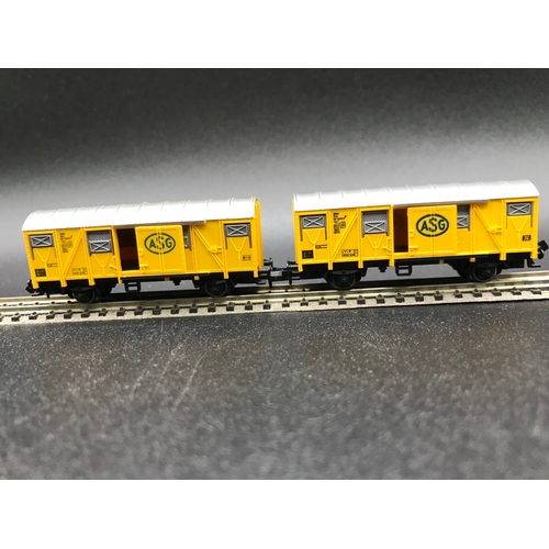 382 - Six 'N' Gauge Wagons 'Ready-to-Roll' Fleischmann (1), Lima (5), Doors tested - Good (6) 300g