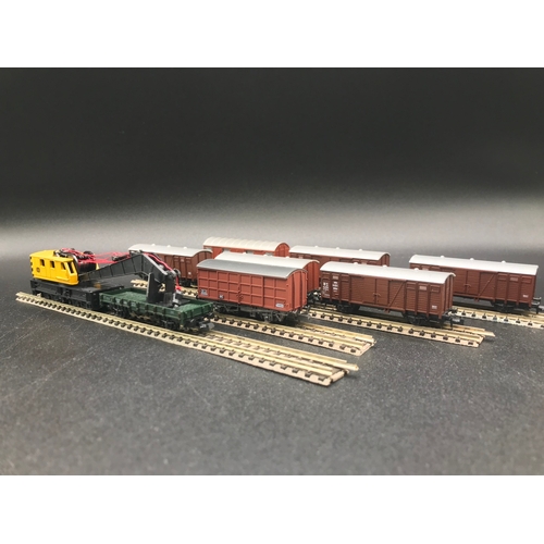 385 - Nine 'N' gauge Rolling Stock, including Trix Crane, Trix (8), Peco (1), 'Ready-to-roll' - Good (9) 4... 