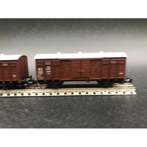 385 - Nine 'N' gauge Rolling Stock, including Trix Crane, Trix (8), Peco (1), 'Ready-to-roll' - Good (9) 4... 