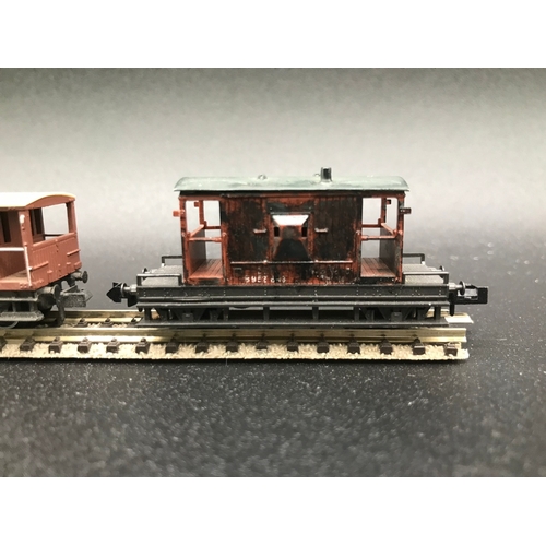 387 - Twelve 'N' Gauge Rolling-stock, various manufacturers, 'Ready-to-roll' - Fair/Good (12) 500g